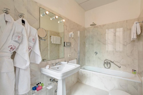 Hotel Quirinale image 16